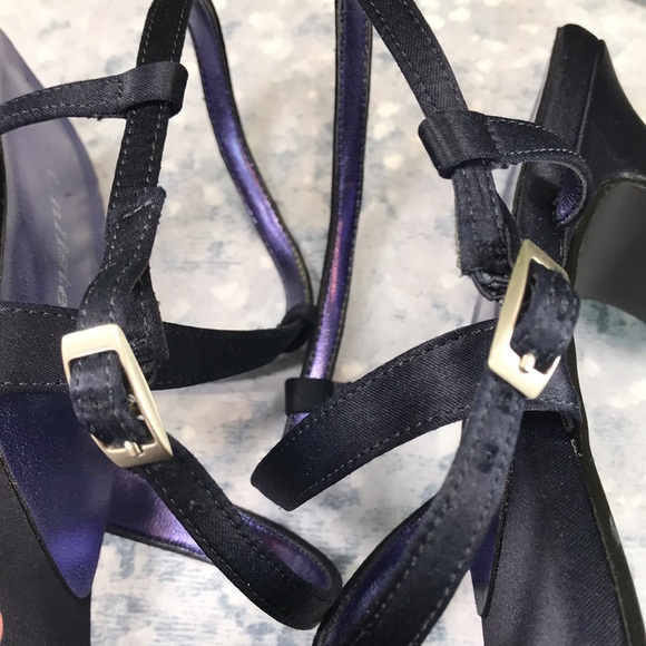 Unlisted DkNavy Blue 2” Satin Fabric Heels Women’s 8M✨Classy & Clean Condition✨ - Picture 7 of 9